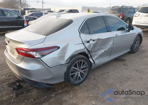 2023 Toyota Camry Hybrid Xle z USA, uszkodzony, nr VIN 4T1F31AKXPU606203